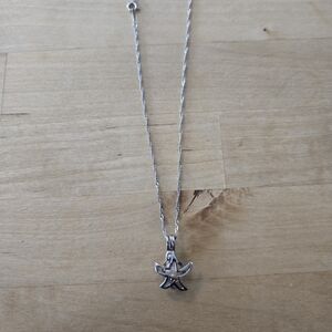 Elegant Silver Starfish Pearl Pendant Necklace